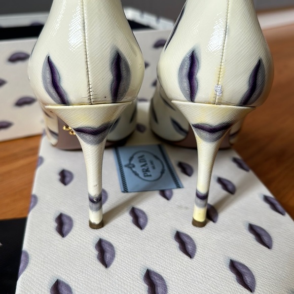Prada Leather Pointed-Toe Pumps - Picture 7 of 8
